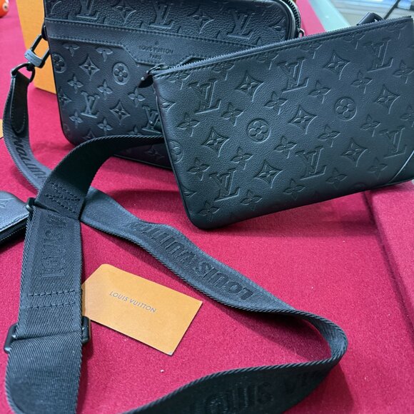 Louis Vuitton Monogram Shadow Calfskin Trio Messenger - Picture 5 of 9